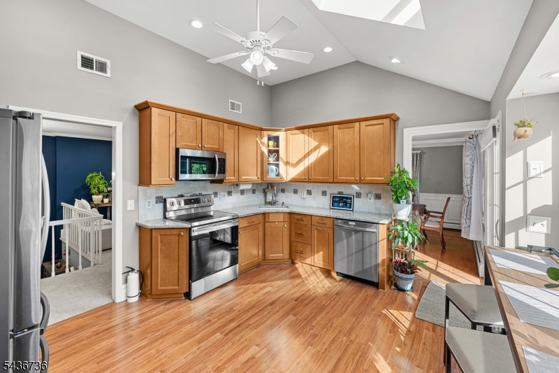 97 Beacon Hill Road Califon, NJ 07830 - Photo 12 of 49