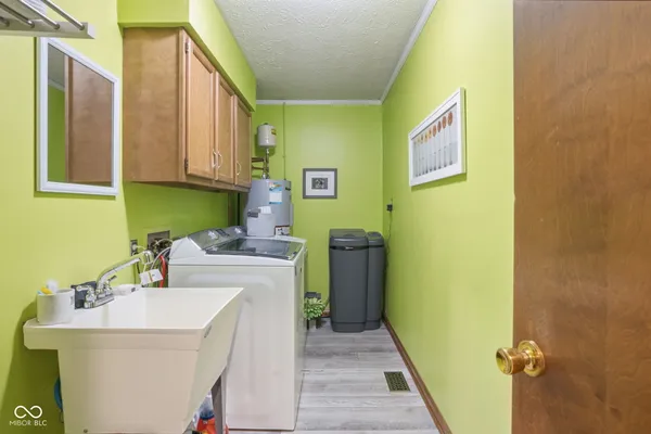 $450,000 | 8036 Bittern Lane, Indianapolis, IN 46256
