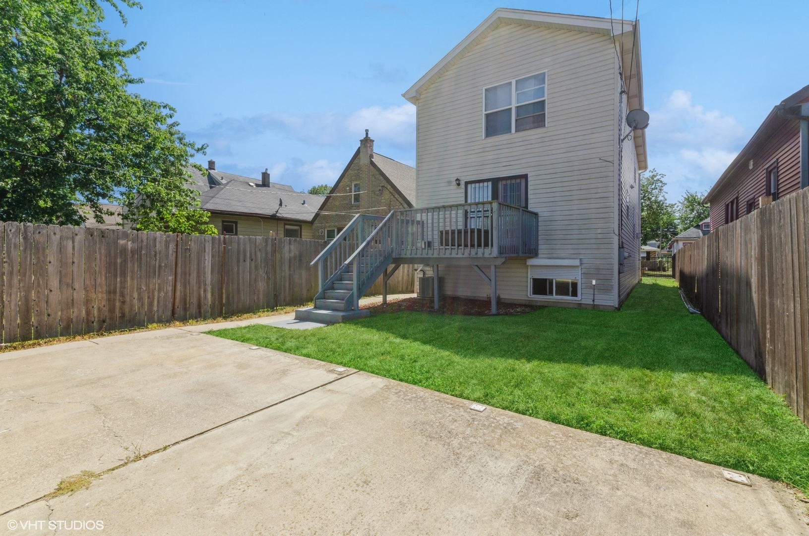 1334 West 98th Street Chicago, IL 60643 - Photo 15 of 15 a view of a back yard of the house