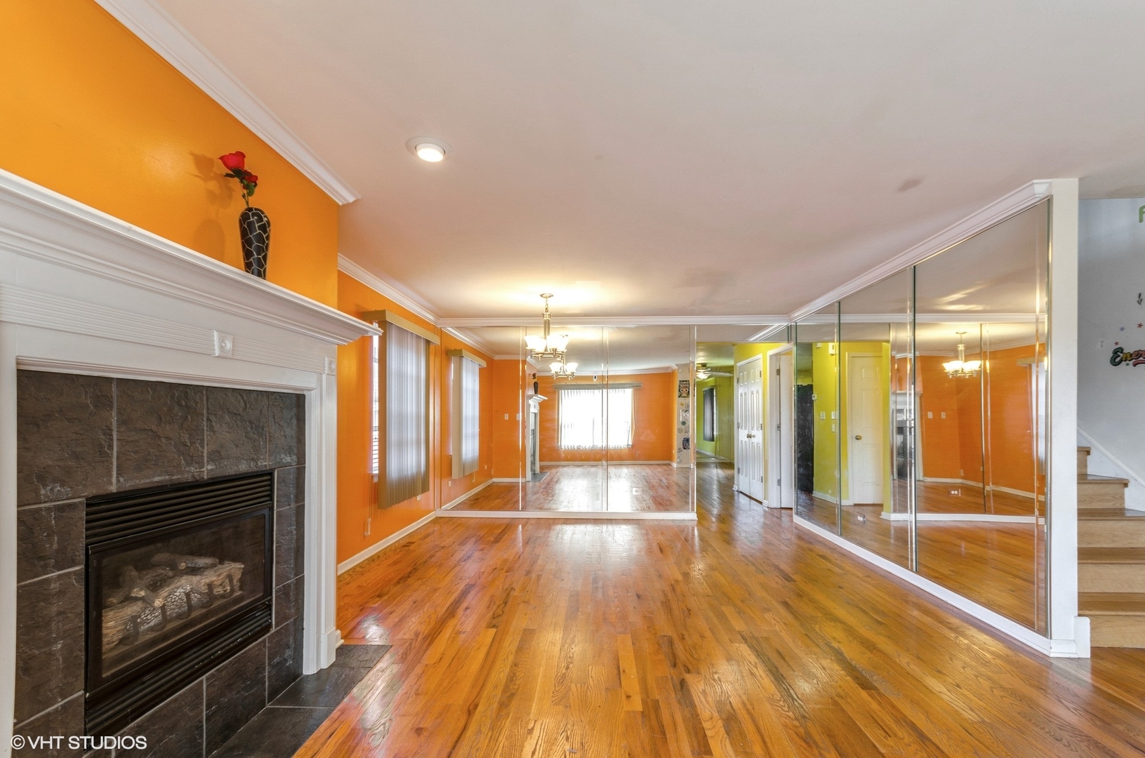1334 West 98th Street Chicago, IL 60643 - Photo 2 of 15 a view of gallery with wooden floor