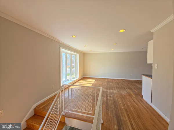 $3,390 | 12111 Portree Drive, Rockville, MD 20852