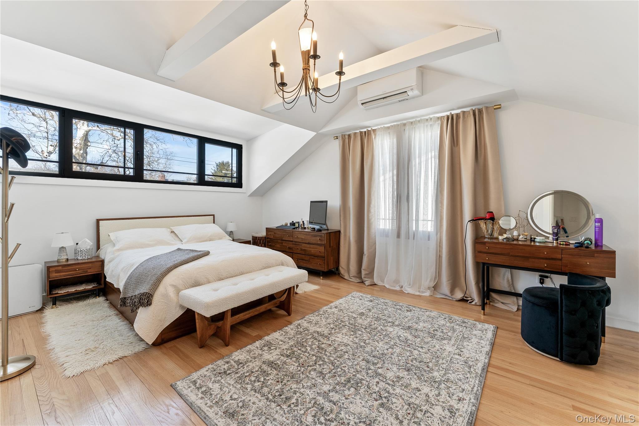 719 Wilmot Road Scarsdale, NY 10583 - Photo 12 of 30 Master Bedroom with En Suite