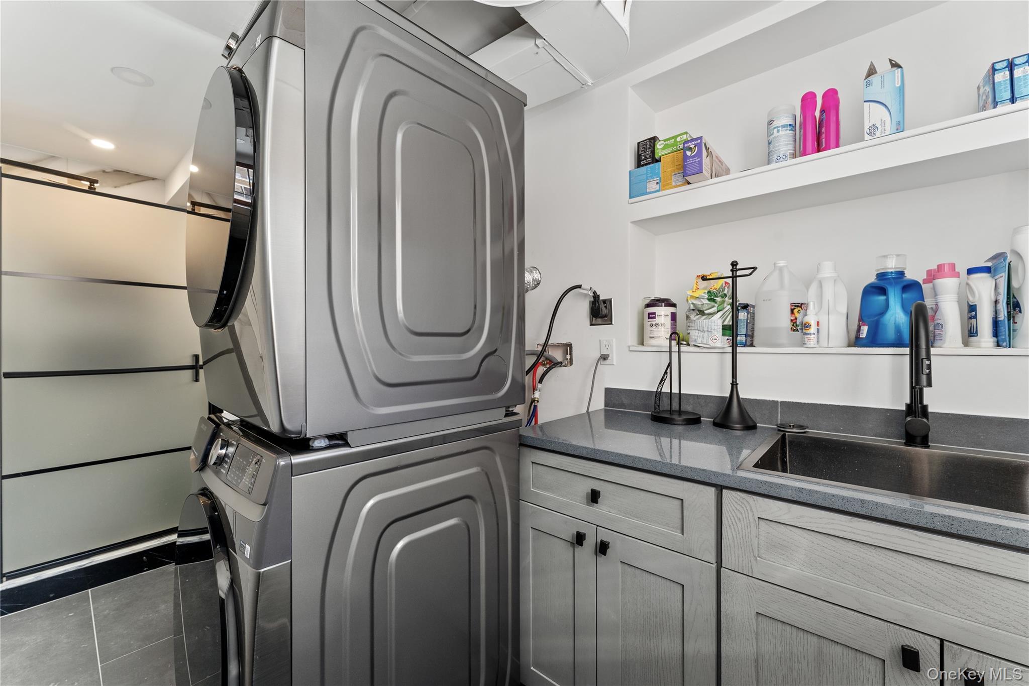 719 Wilmot Road Scarsdale, NY 10583 - Photo 23 of 30 Laundry