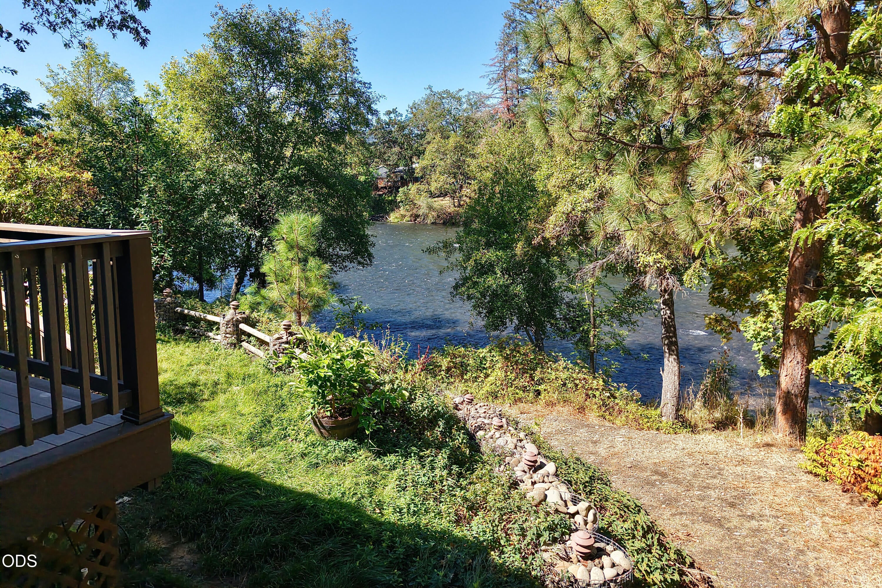 965 Old Ferry Road Shady Cove, OR 97539 - Photo 67 of 85 Gallery Image 67