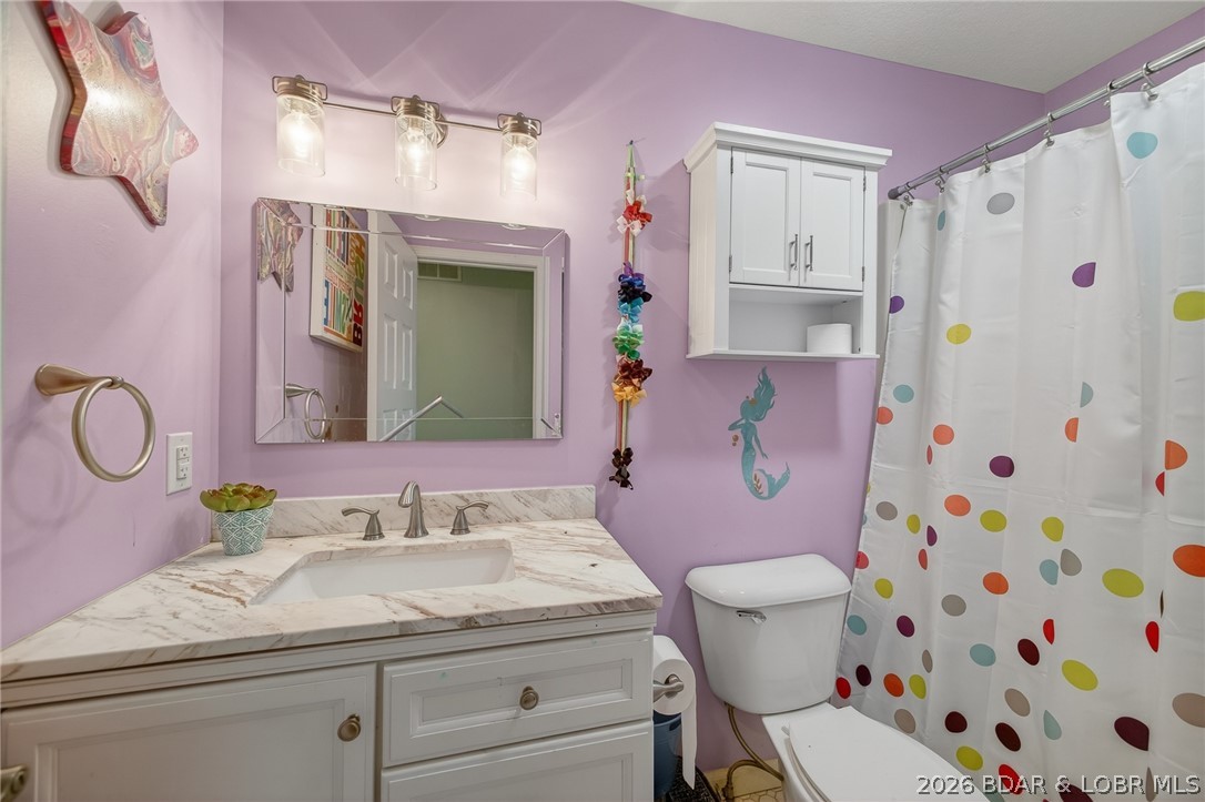 16 Duckhead Road Lake Ozark, MO 65049 - Photo 25 of 50 2nd bathroom