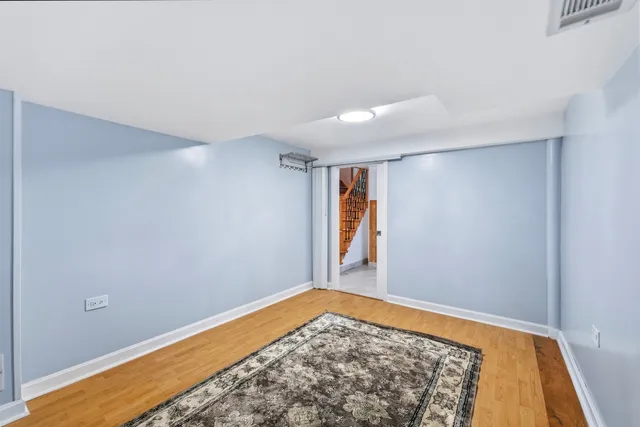 $3,600 | 4656 North Narragansett Avenue, Harwood Heights, IL 60706