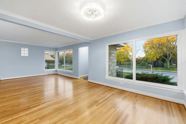 $3,600 | 4656 North Narragansett Avenue, Harwood Heights, IL 60706