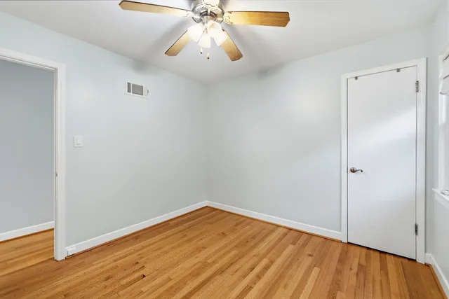 $3,600 | 4656 North Narragansett Avenue, Harwood Heights, IL 60706