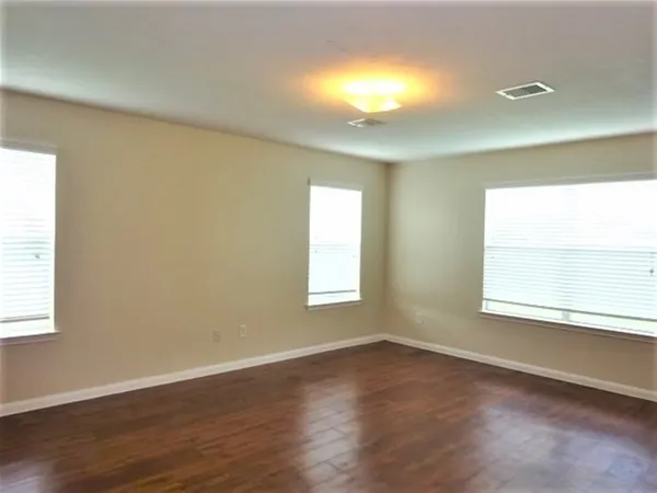 $1,975 | 21426 Partha Way, Houston, TX 77073