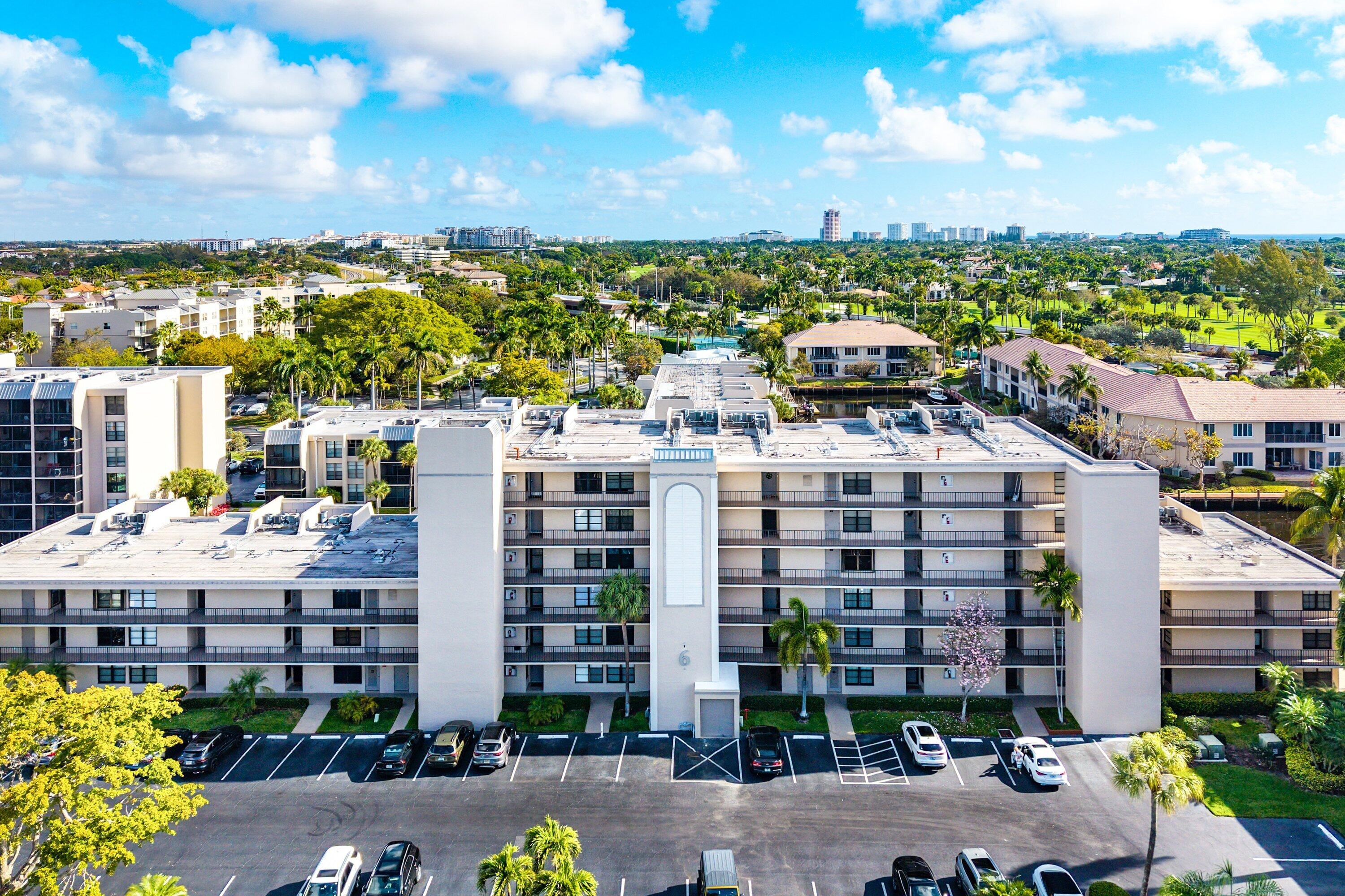 6 Royal Palm Way, Unit 605 Boca Raton, FL 33432 - Photo 32 of 45 034-6RoyalPalmWay-BocaRaton-FL-33432-SMA