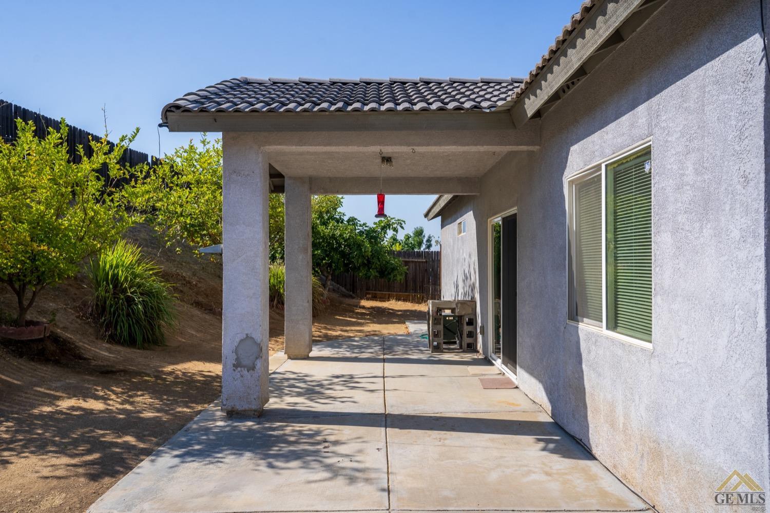 Undisclosed Address Bakersfield, CA 93306 - Photo 25 of 28 a view of entrance