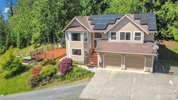 $975,000 | 41216 305th Avenue Southeast, Enumclaw, WA 98022