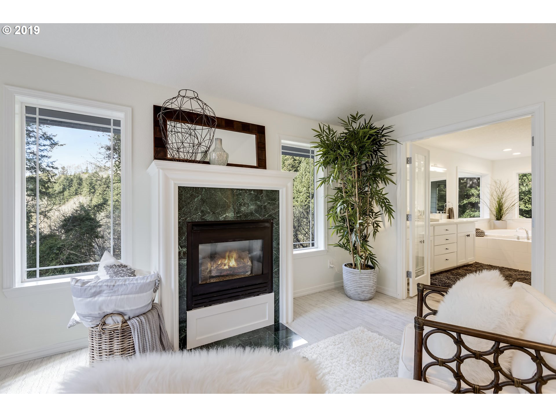 2013 Ridgewood Road Lake Oswego, OR 97034 - Photo 22 of 32 Gallery Image 22