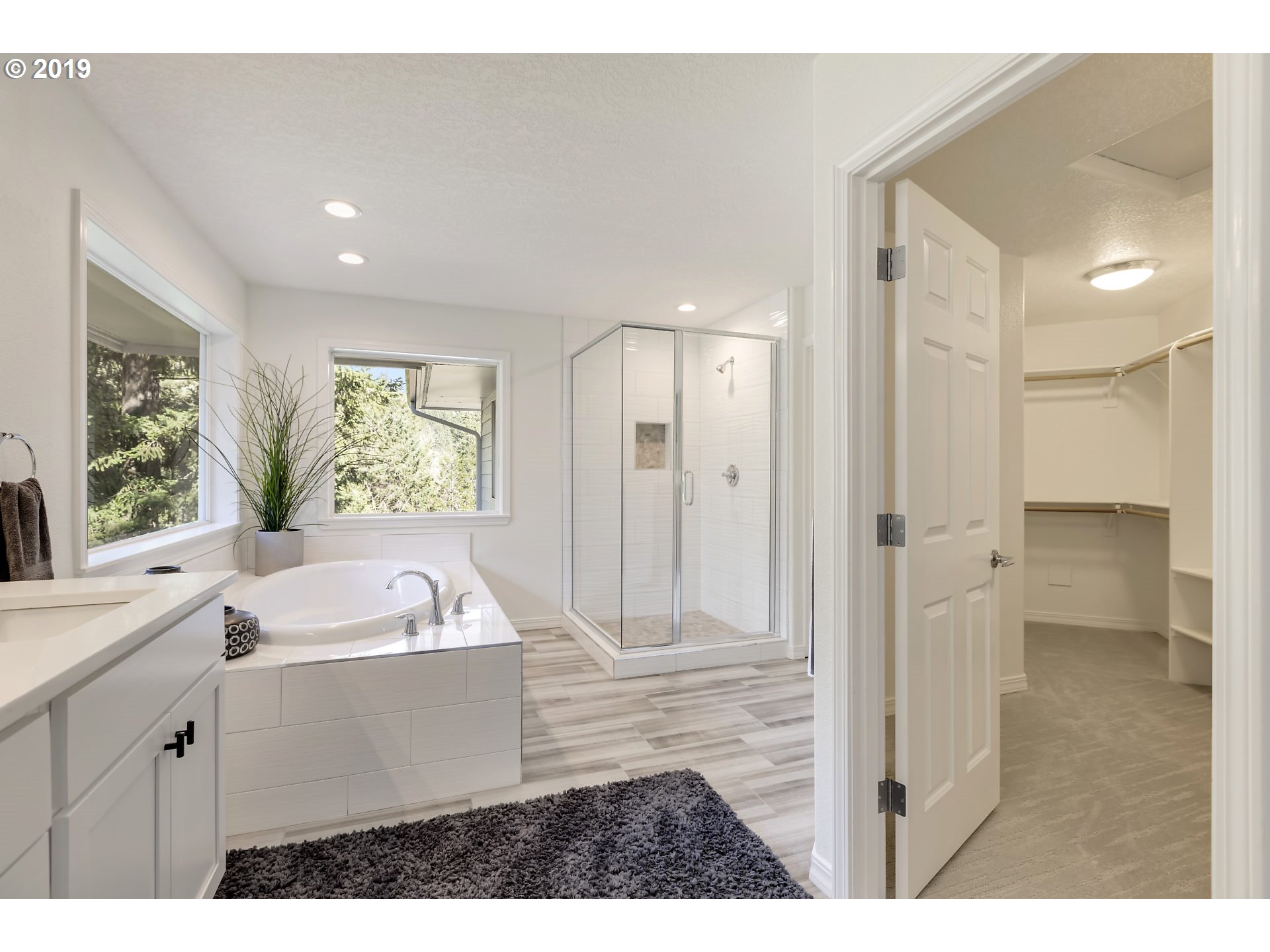 2013 Ridgewood Road Lake Oswego, OR 97034 - Photo 23 of 32 Gallery Image 23