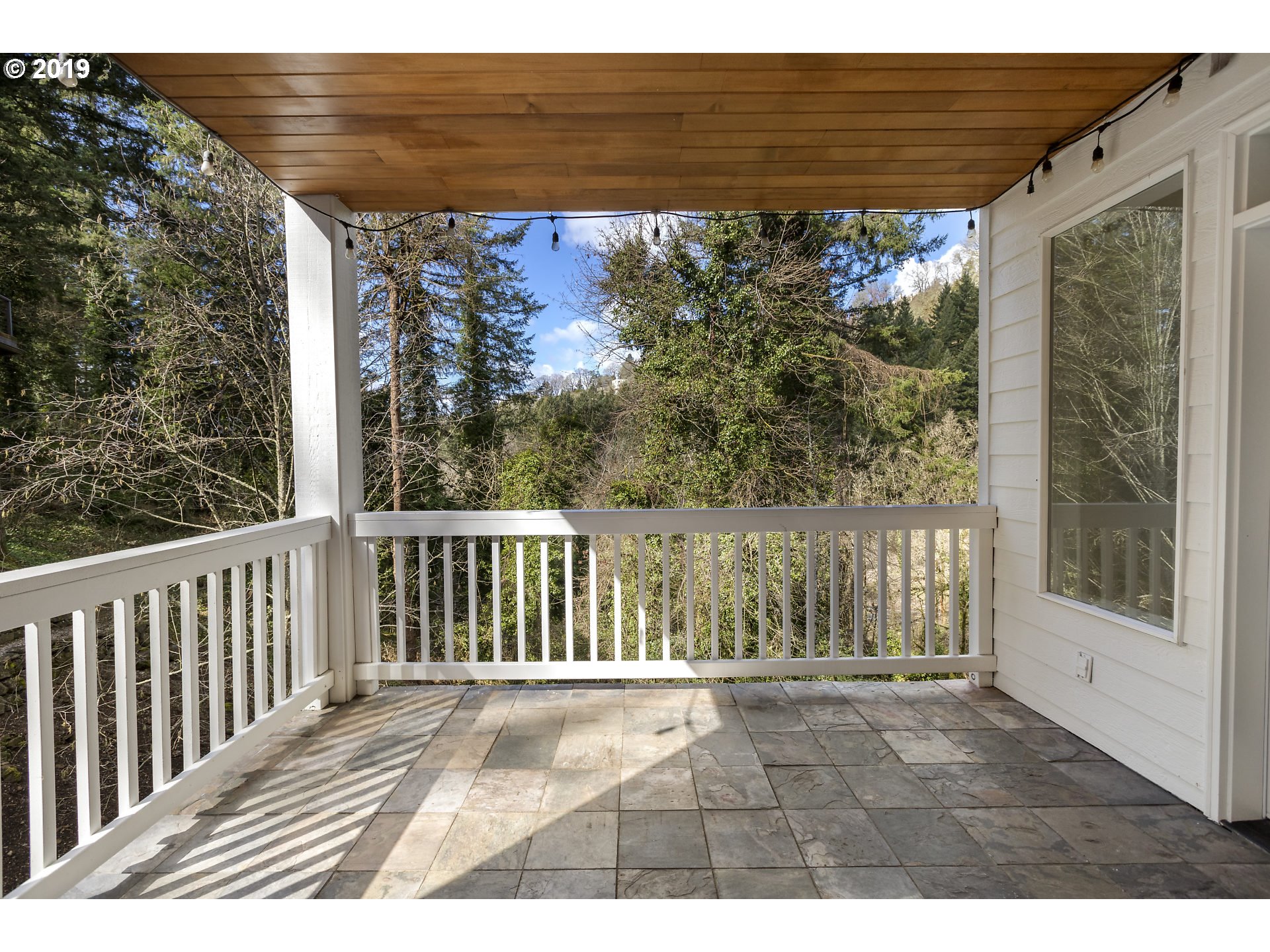 2013 Ridgewood Road Lake Oswego, OR 97034 - Photo 29 of 32 Gallery Image 29