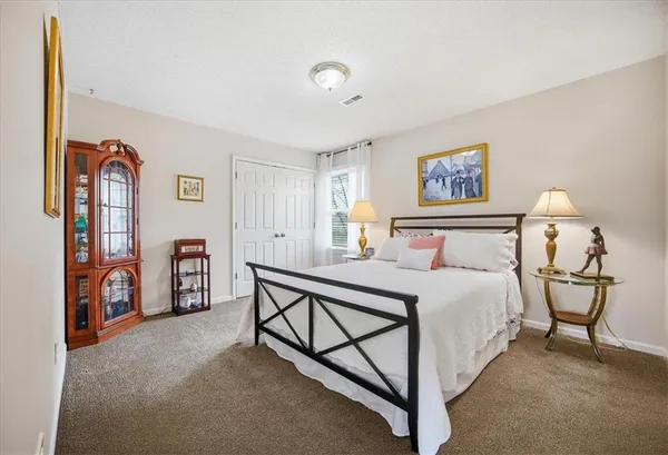 $600,000 | 5404 West 153rd Street, Leawood, KS 66224