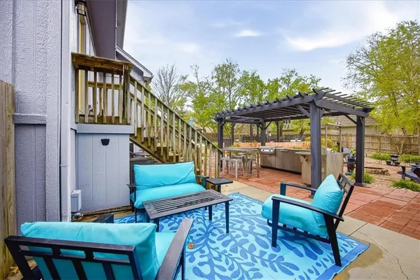 $600,000 | 5404 West 153rd Street, Leawood, KS 66224