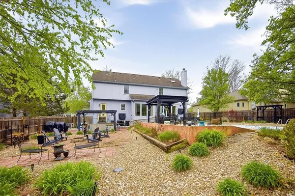 $600,000 | 5404 West 153rd Street, Leawood, KS 66224
