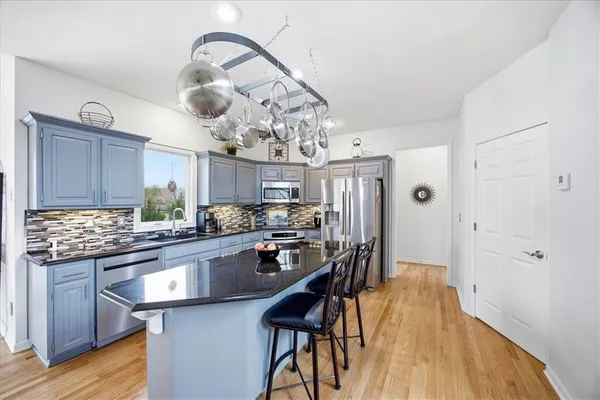$600,000 | 5404 West 153rd Street, Leawood, KS 66224