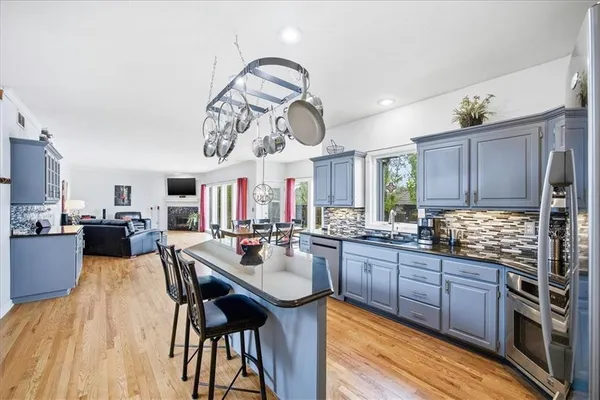 $600,000 | 5404 West 153rd Street, Leawood, KS 66224