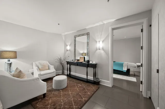 $12,000 | 118 East Erie Street, Unit 28F, Chicago, IL 60611