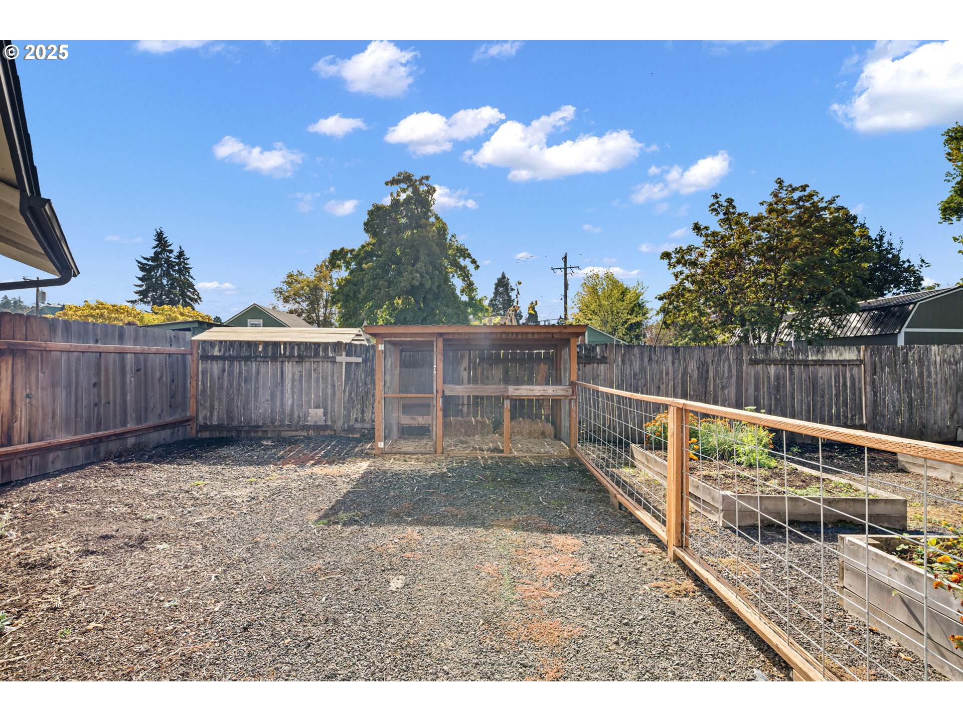 872 West N Street Springfield, OR 97477 - Photo 28 of 28 a view of outdoor space with wooden fence