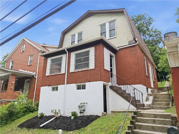 $129,900 | 905 Rebecca Street, McKeesport, PA 15133