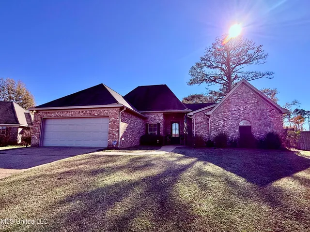$265,000 | 308 London Way, Pearl, MS 39208