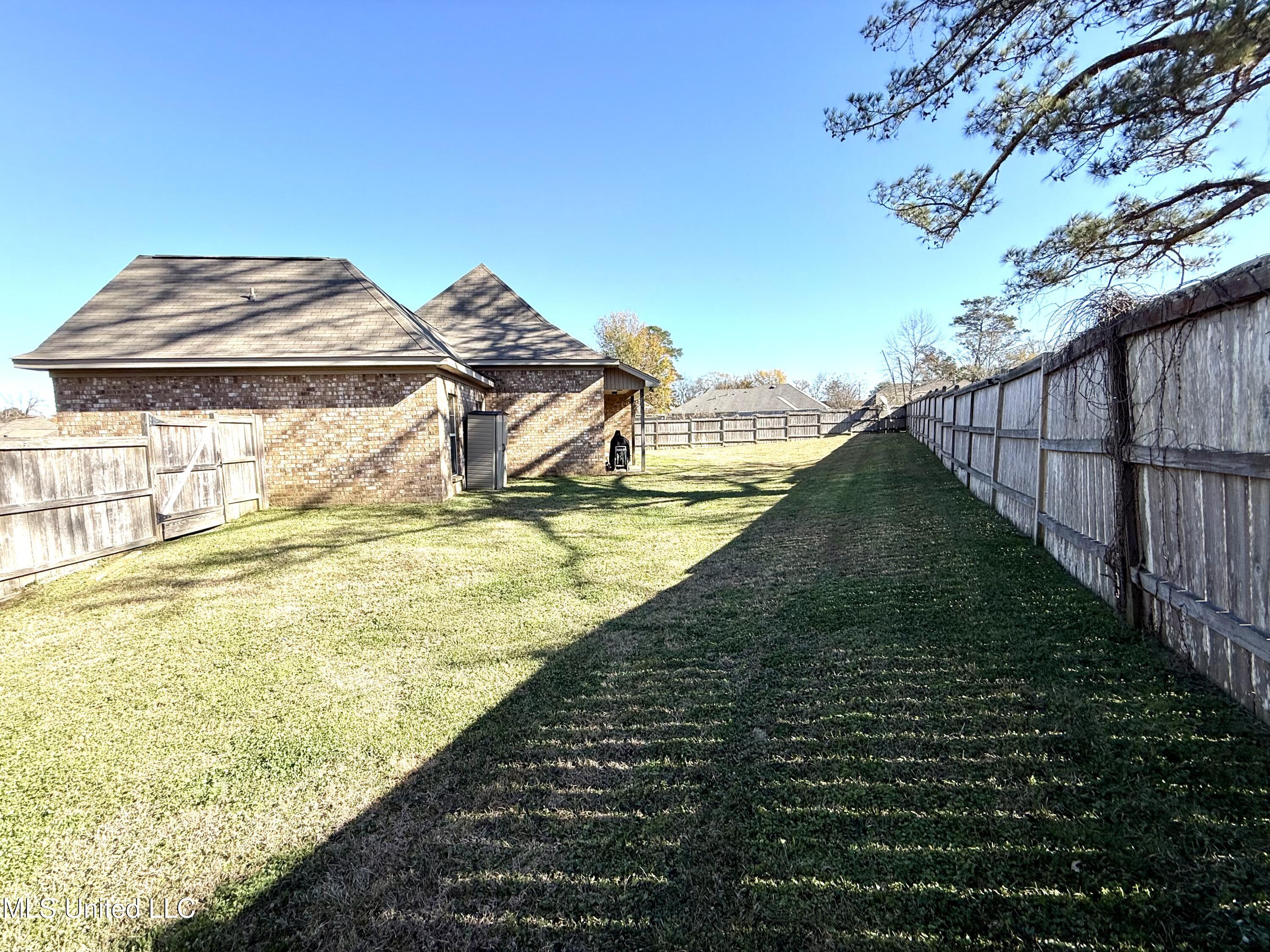 308 London Way Pearl, MS 39208 - Photo 34 of 39 Photo Dec 15 2025, 10 54 10 AM
