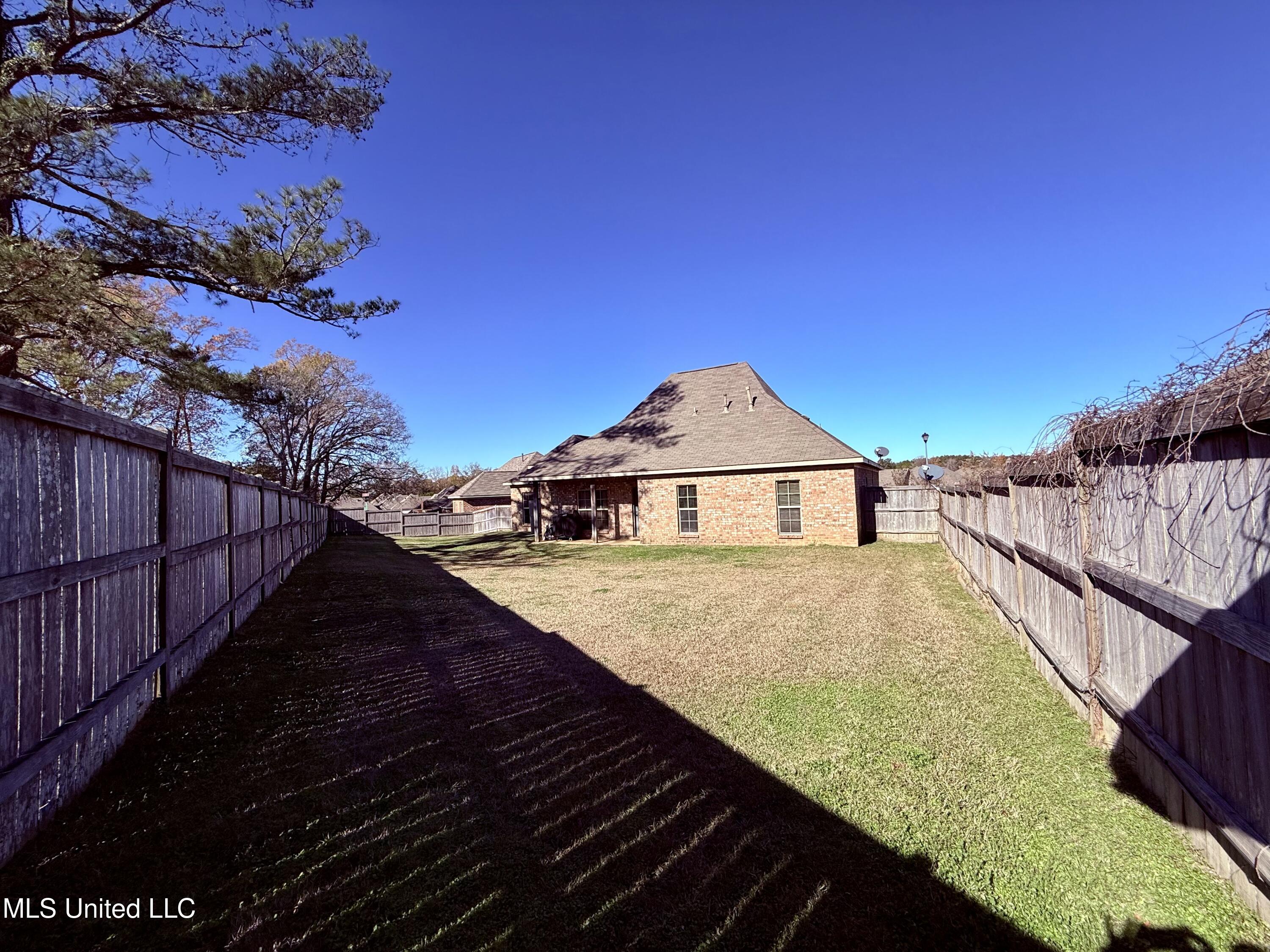 308 London Way Pearl, MS 39208 - Photo 36 of 39 Photo Dec 15 2025, 10 54 46 AM