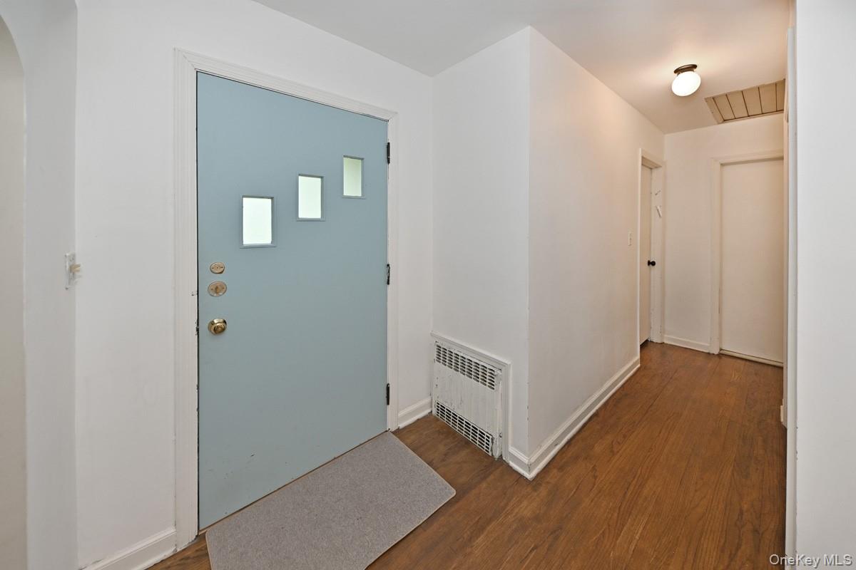 43 Sutin Place Spring Valley, NY 10977 - Photo 4 of 17