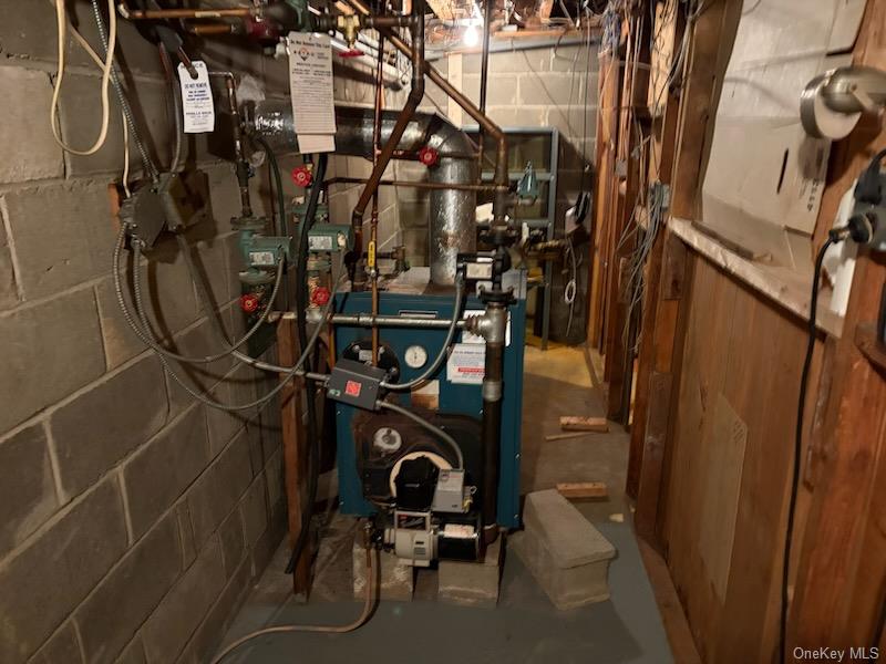 499 Old Country Road Deer Park, NY 11729 - Photo 15 of 21 a view of storage and utility room