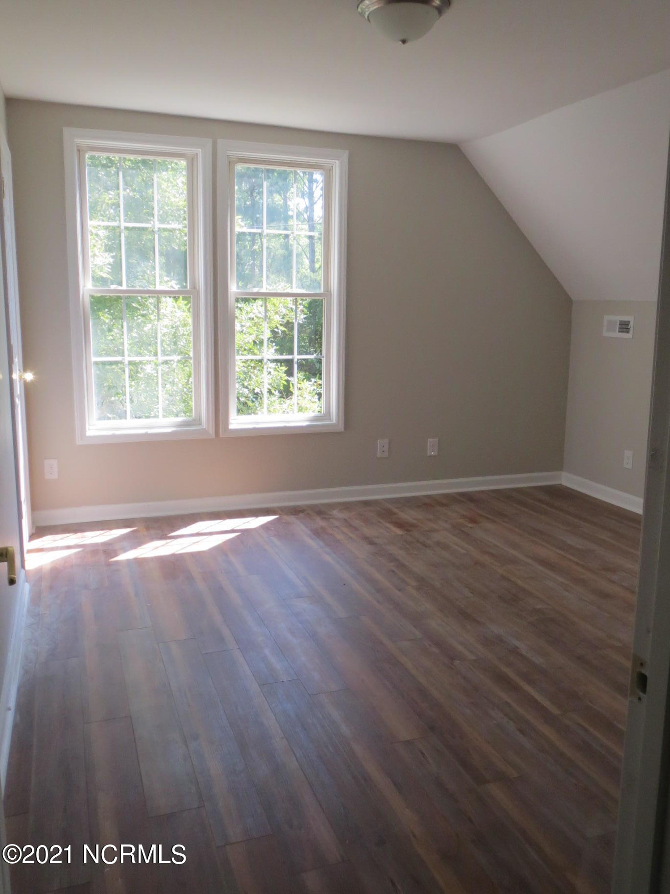 634 Old Hammock Road Swansboro, NC 28584 - Photo 10 of 63 IMG_0361