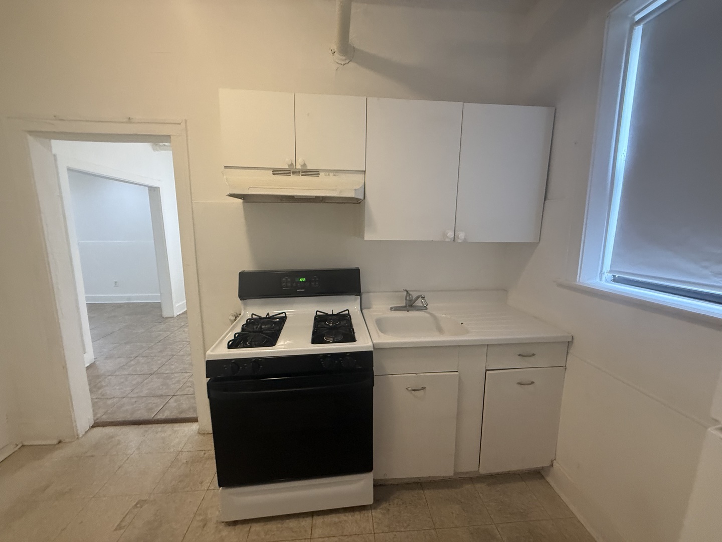 3258 Maple Avenue, Unit BH Berwyn, IL 60402 - Photo 10 of 13