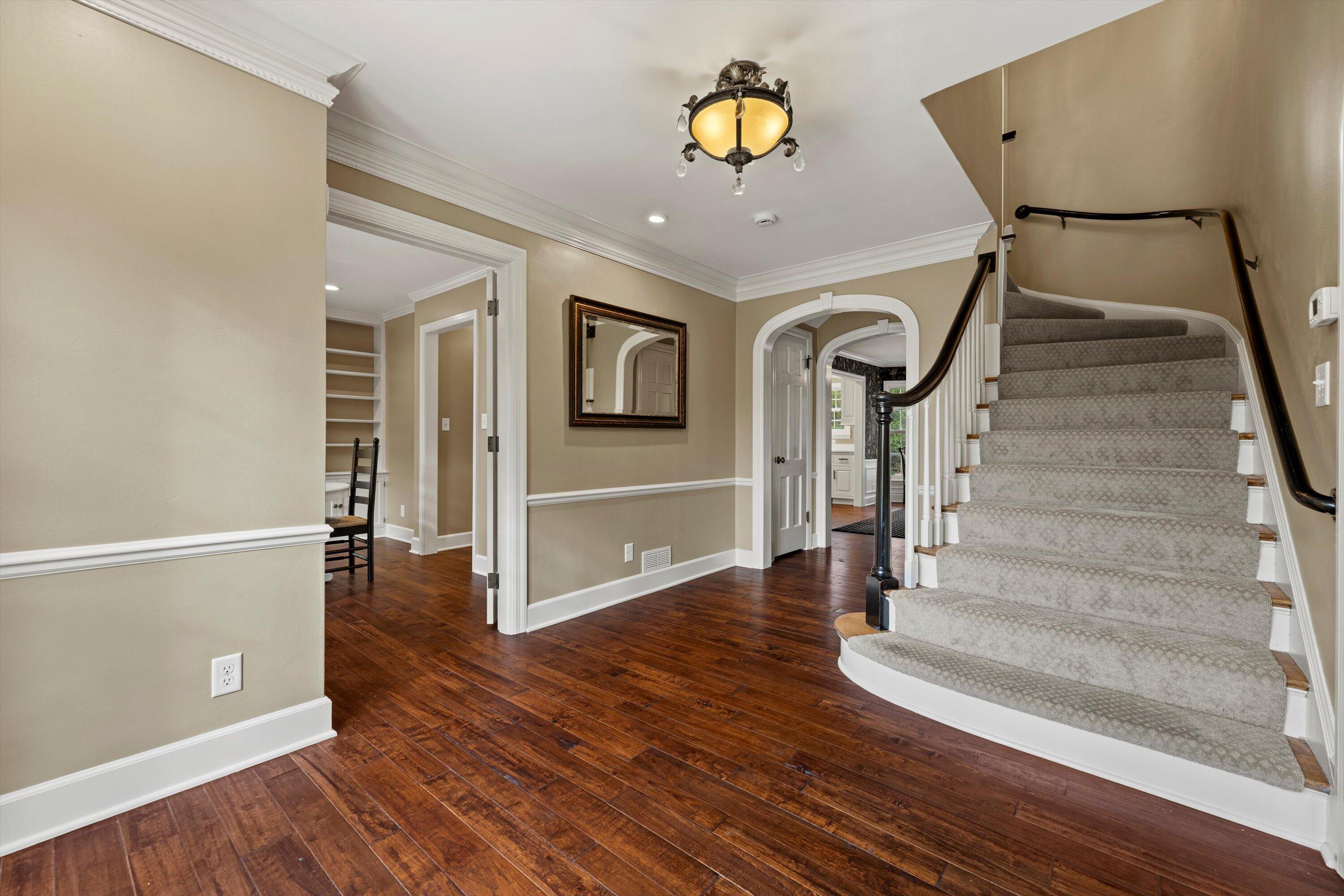 10060 North Range Line Road Mequon, WI 53092 - Photo 12 of 106 grand foyer