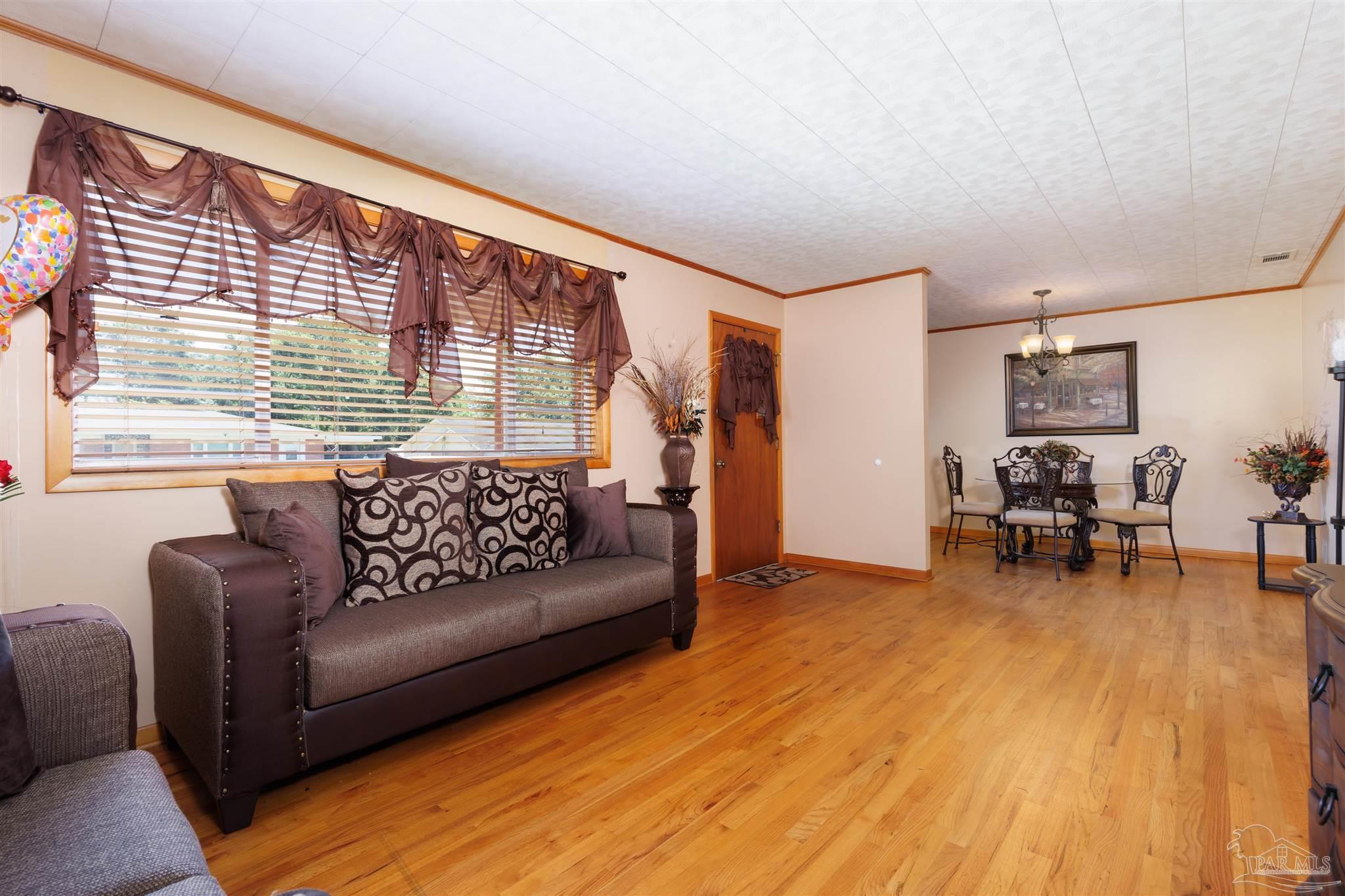 1411 Joyce Road Mobile, AL 36618 - Photo 3 of 25