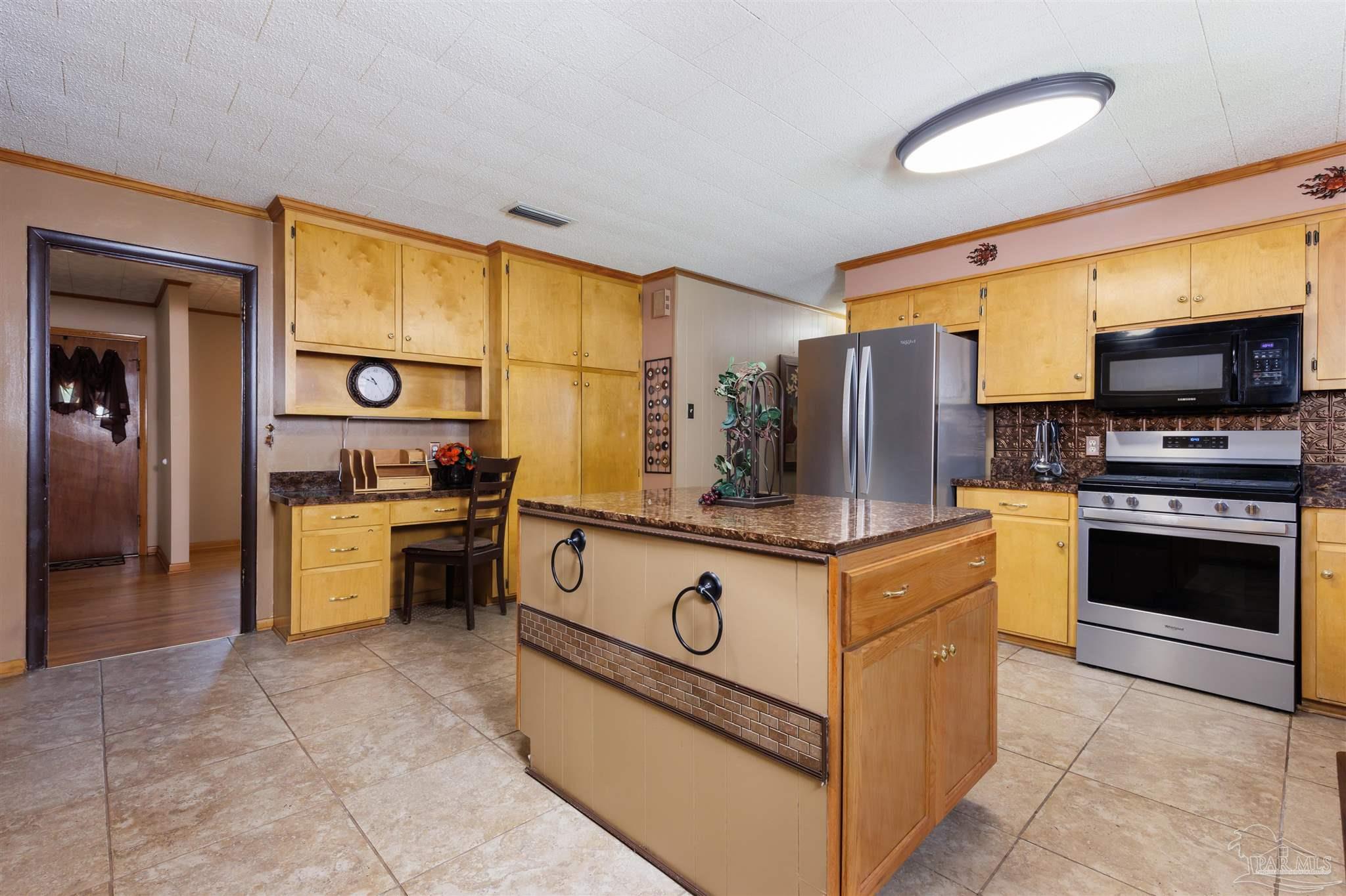 1411 Joyce Road Mobile, AL 36618 - Photo 7 of 25