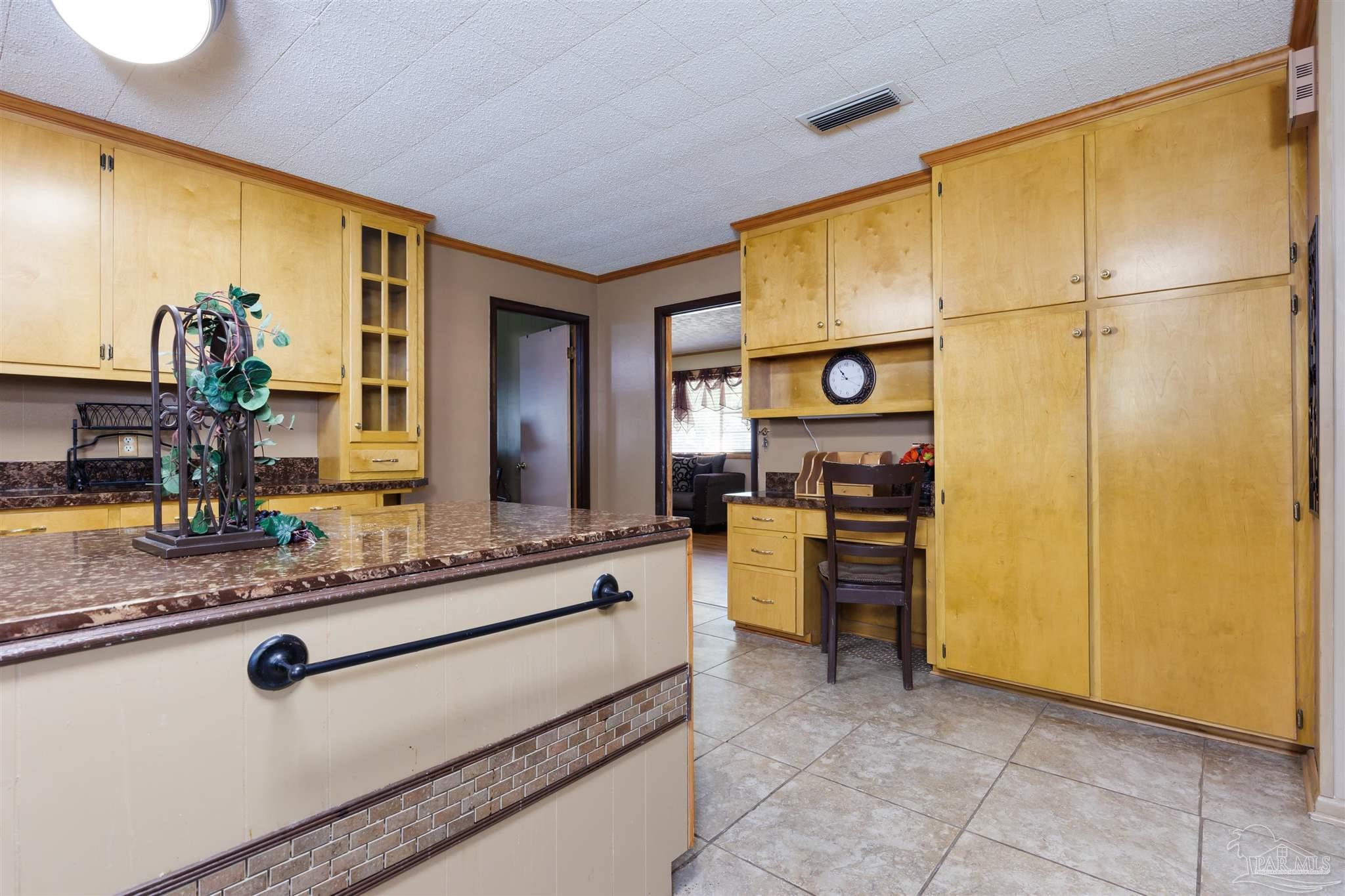 1411 Joyce Road Mobile, AL 36618 - Photo 9 of 25