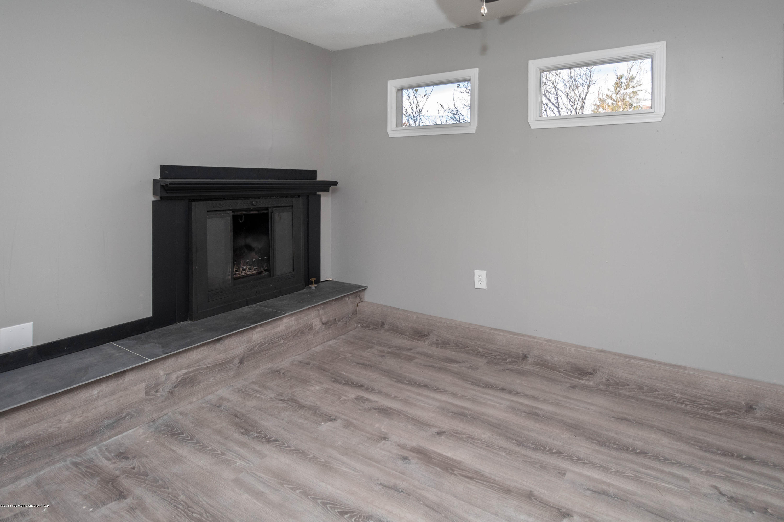 4005 South Monroe Street Amarillo, TX 79110 - Photo 5 of 13 Second Living Room