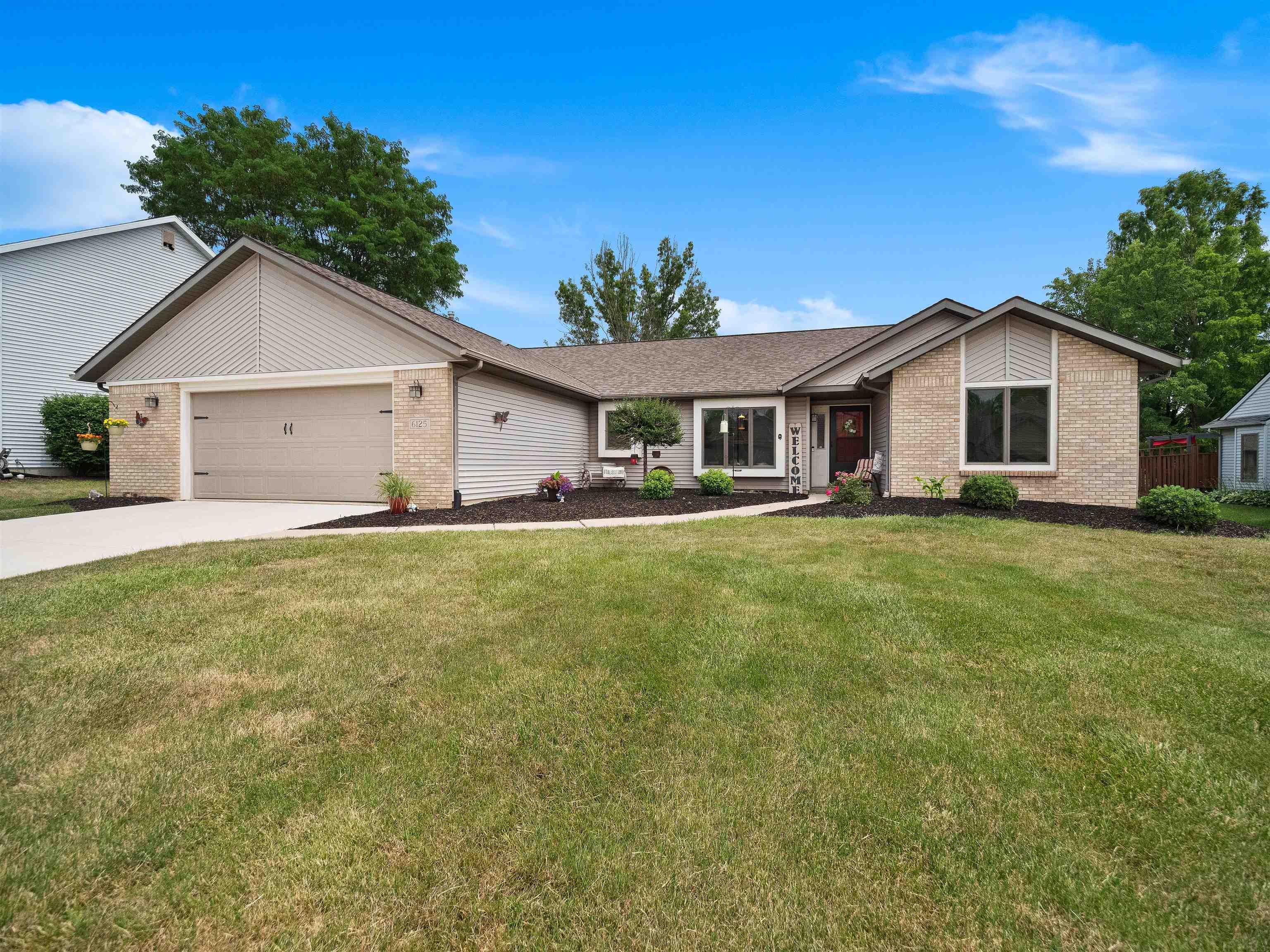 6125 Shadow Ridge Place Fort Wayne, IN 46804 - Photo 1 of 27 Gallery Image 1