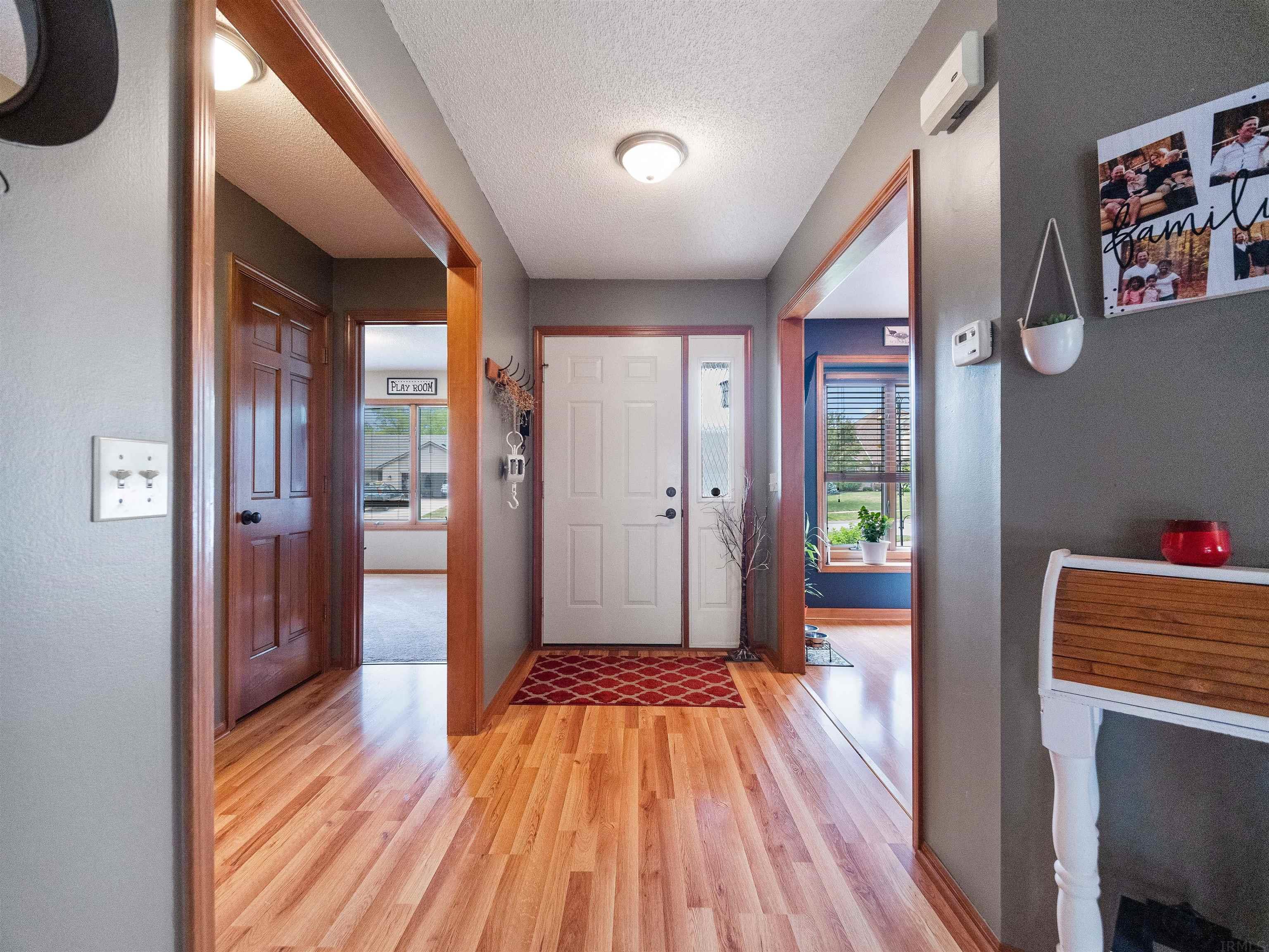 6125 Shadow Ridge Place Fort Wayne, IN 46804 - Photo 3 of 27 Gallery Image 3