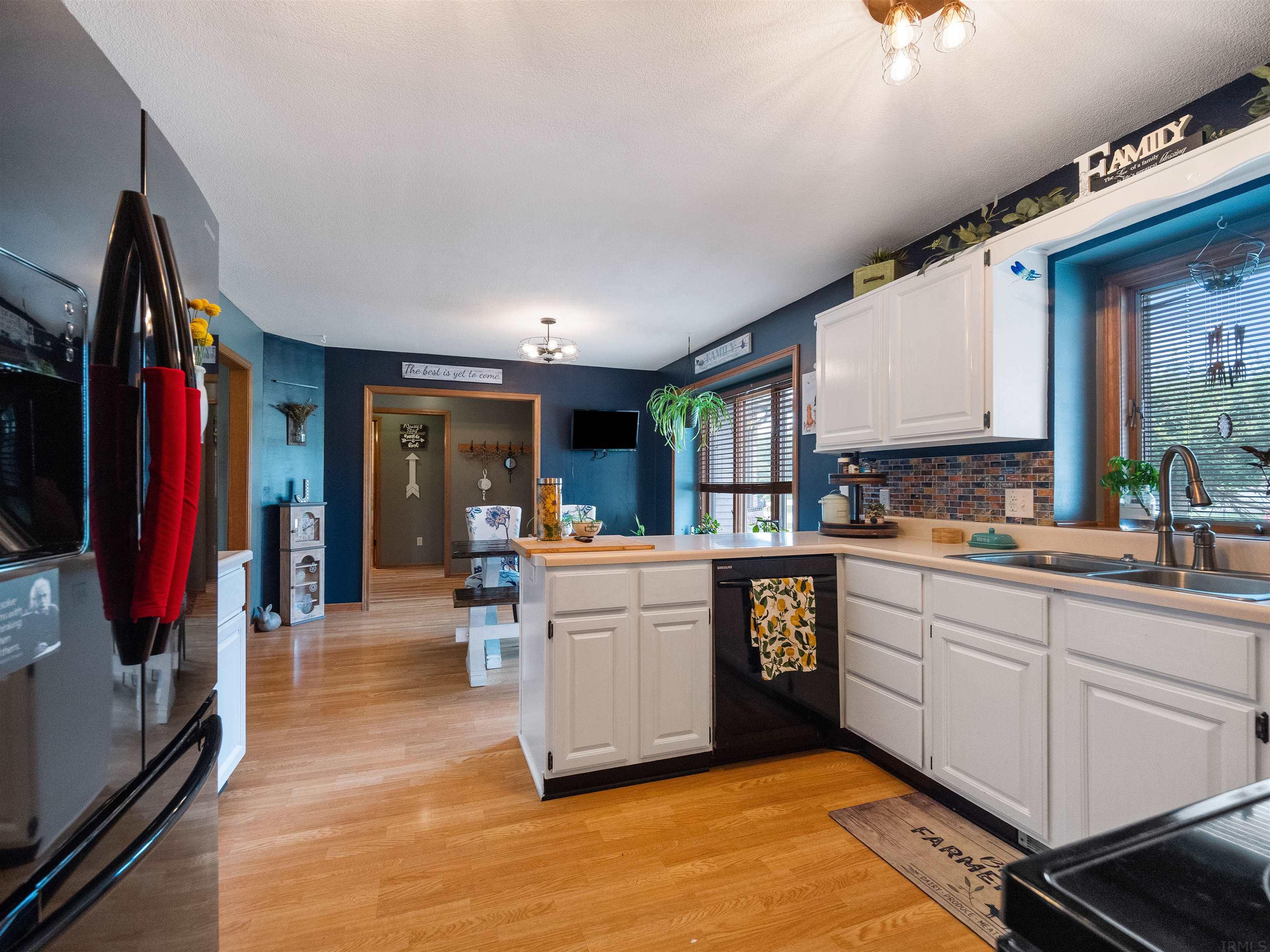6125 Shadow Ridge Place Fort Wayne, IN 46804 - Photo 6 of 27 Gallery Image 6