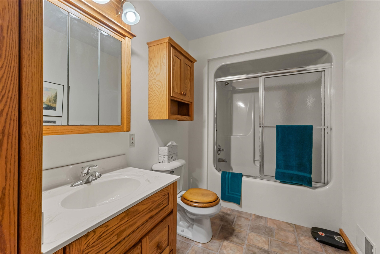 12215 Goffe Road Jonesville, MI 49250 - Photo 43 of 64