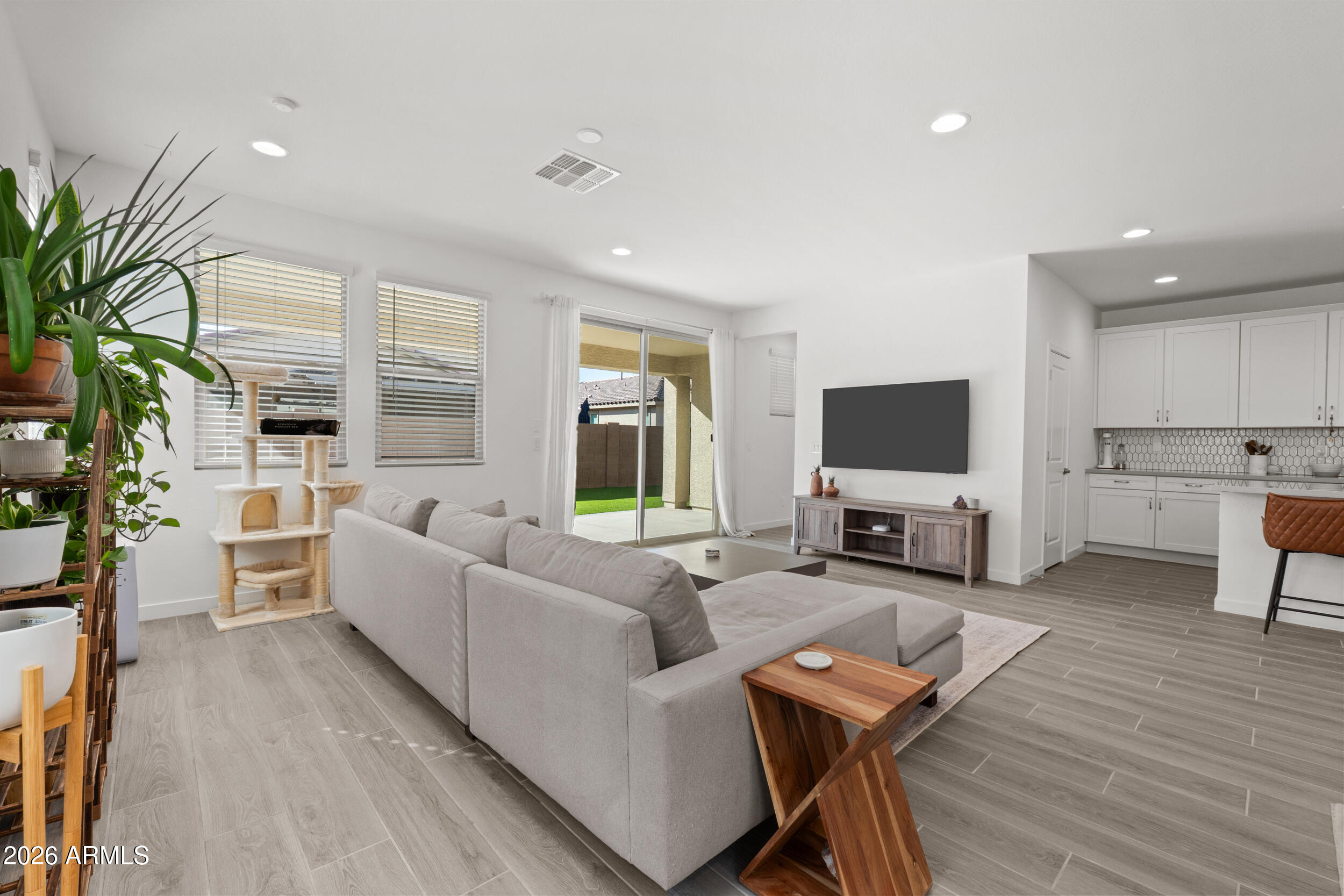 17869 West Indigo Brush Road Goodyear, AZ 85338 - Photo 12 of 32 13_dsc07870