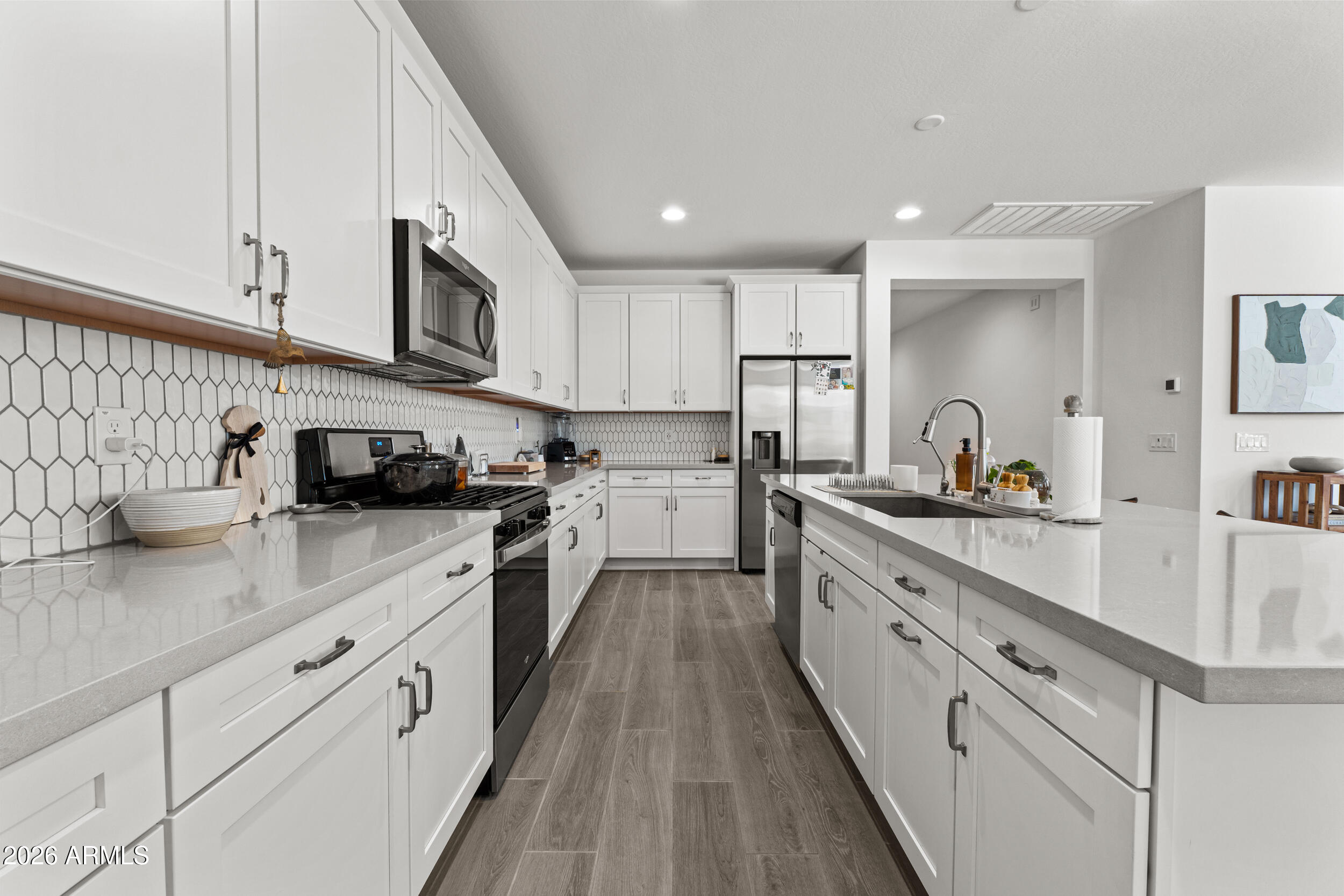 17869 West Indigo Brush Road Goodyear, AZ 85338 - Photo 7 of 32 8_dsc07855