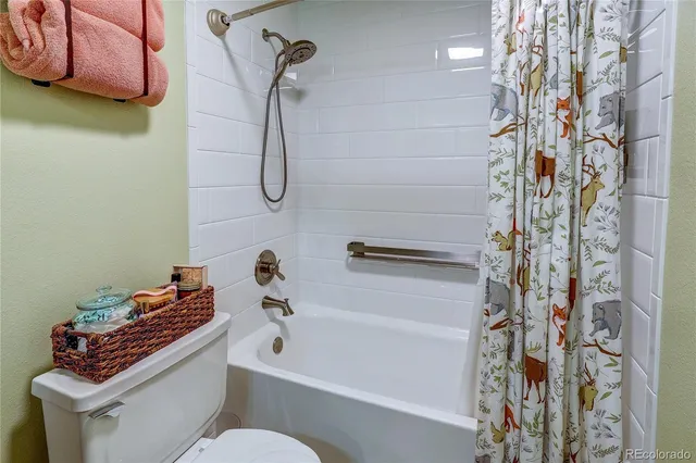 a bathroom with a bath tub
