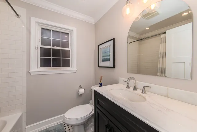 $599,000 | 240 East Sibley Street, Park Ridge, IL 60068