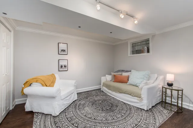 $599,000 | 240 East Sibley Street, Park Ridge, IL 60068