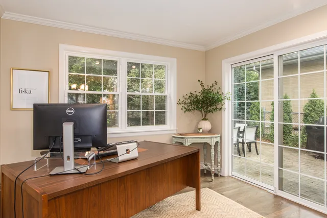 $599,000 | 240 East Sibley Street, Park Ridge, IL 60068