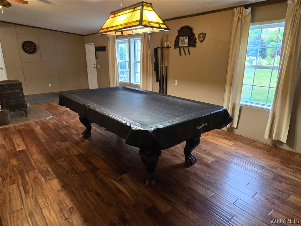 12507 Ridge Road Ridgeway, NY 14103 - Photo 6 of 22 Living room (28 x 13)